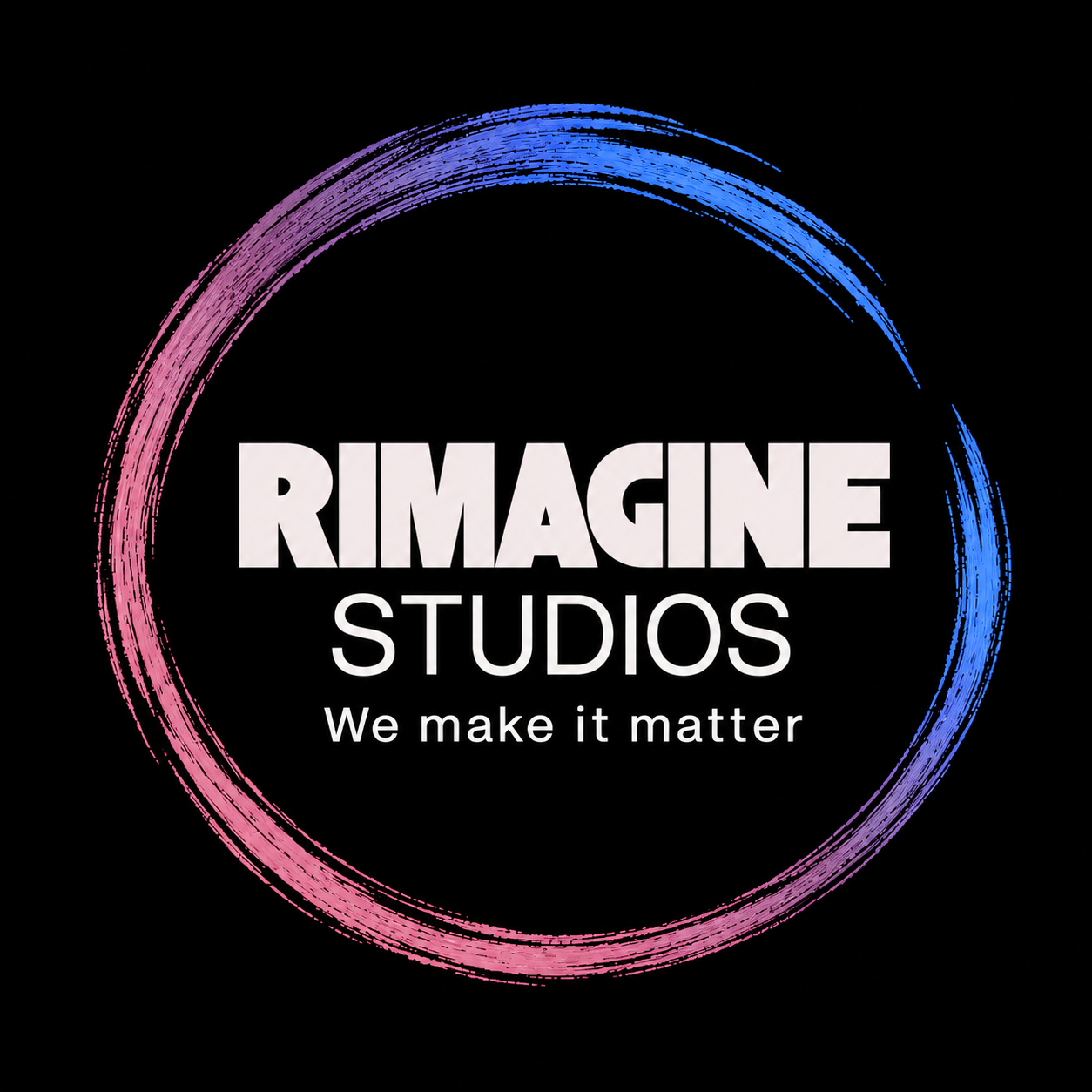 RIMAGINE STUDIOS — We make it matter, entouré d’un cercle au trait de pinceau rose et bleu